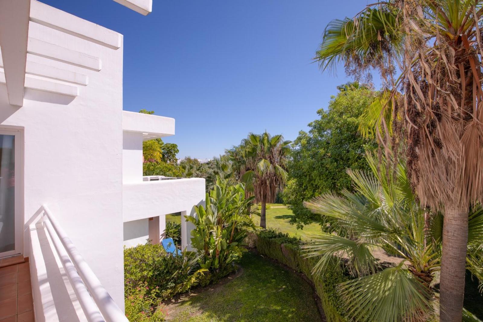 Alcazaba Lagoon Estepona Golf Apartamento Exterior foto