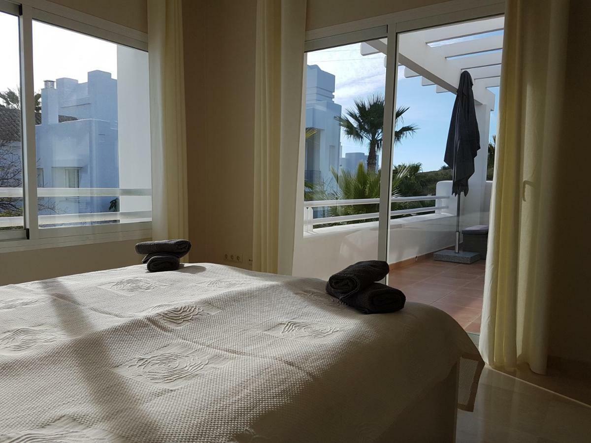 Alcazaba Lagoon Estepona Golf Apartamento Exterior foto